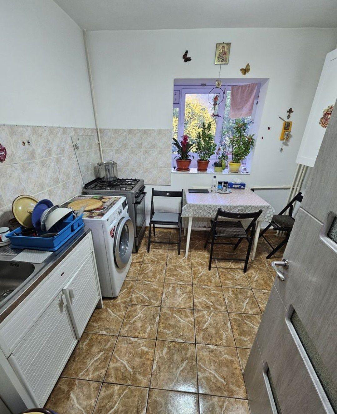 Apartament 2 camere in Aviației. Mall Promenada . Metrou Aurel Vlaicu