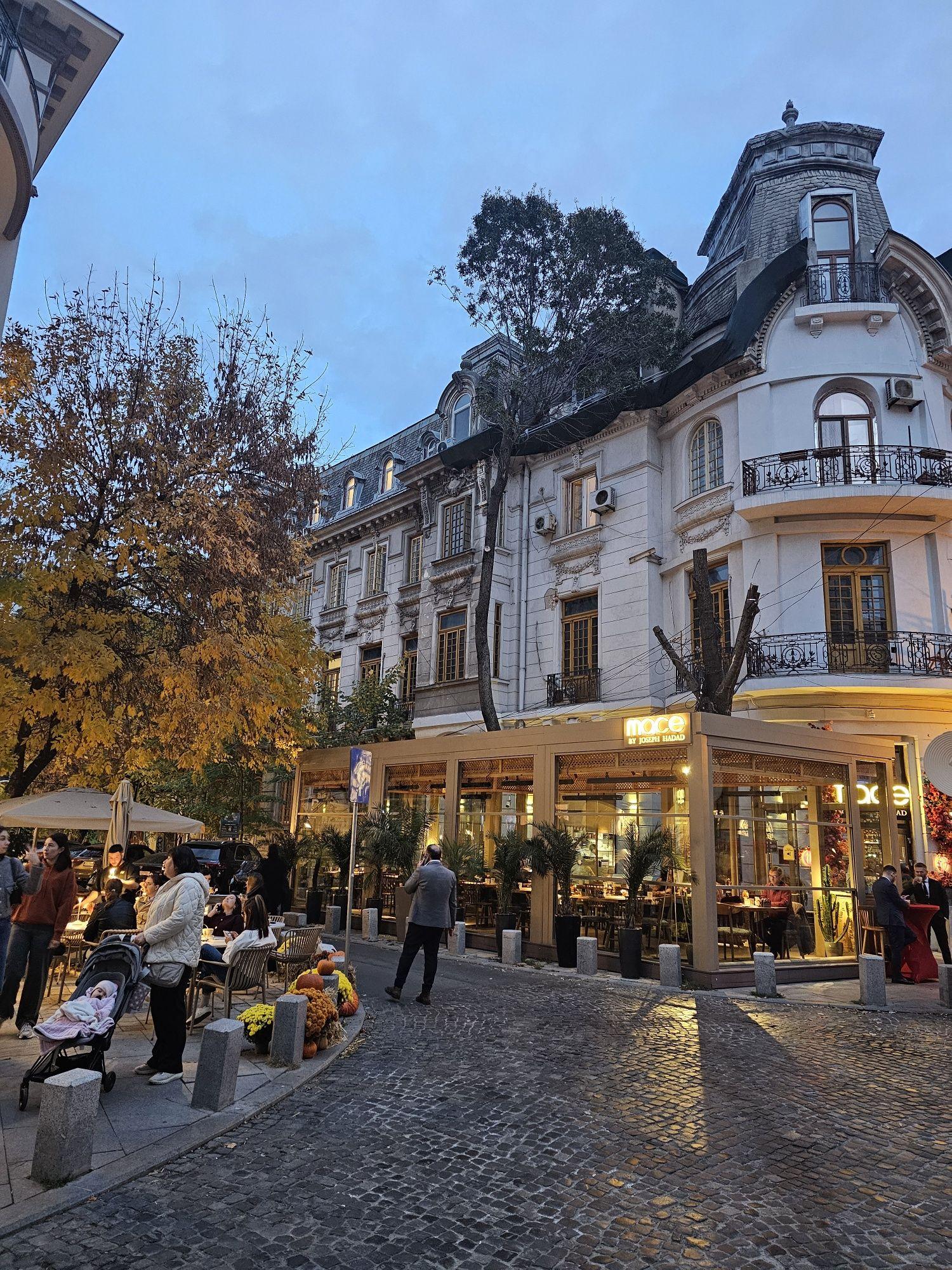 Ultracentral Victoriei Ateneu Investitie Airbnb - imagine 1