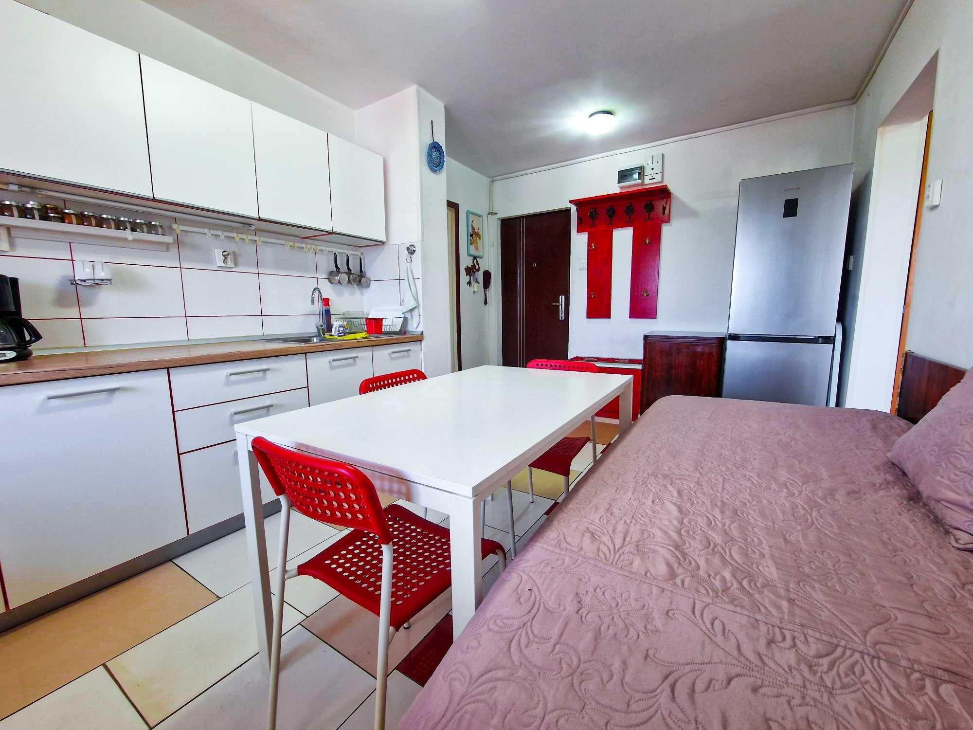 Apartament luminos | Living + Dormitor + Zonă Dining | Zona National Arena | 54 mp
