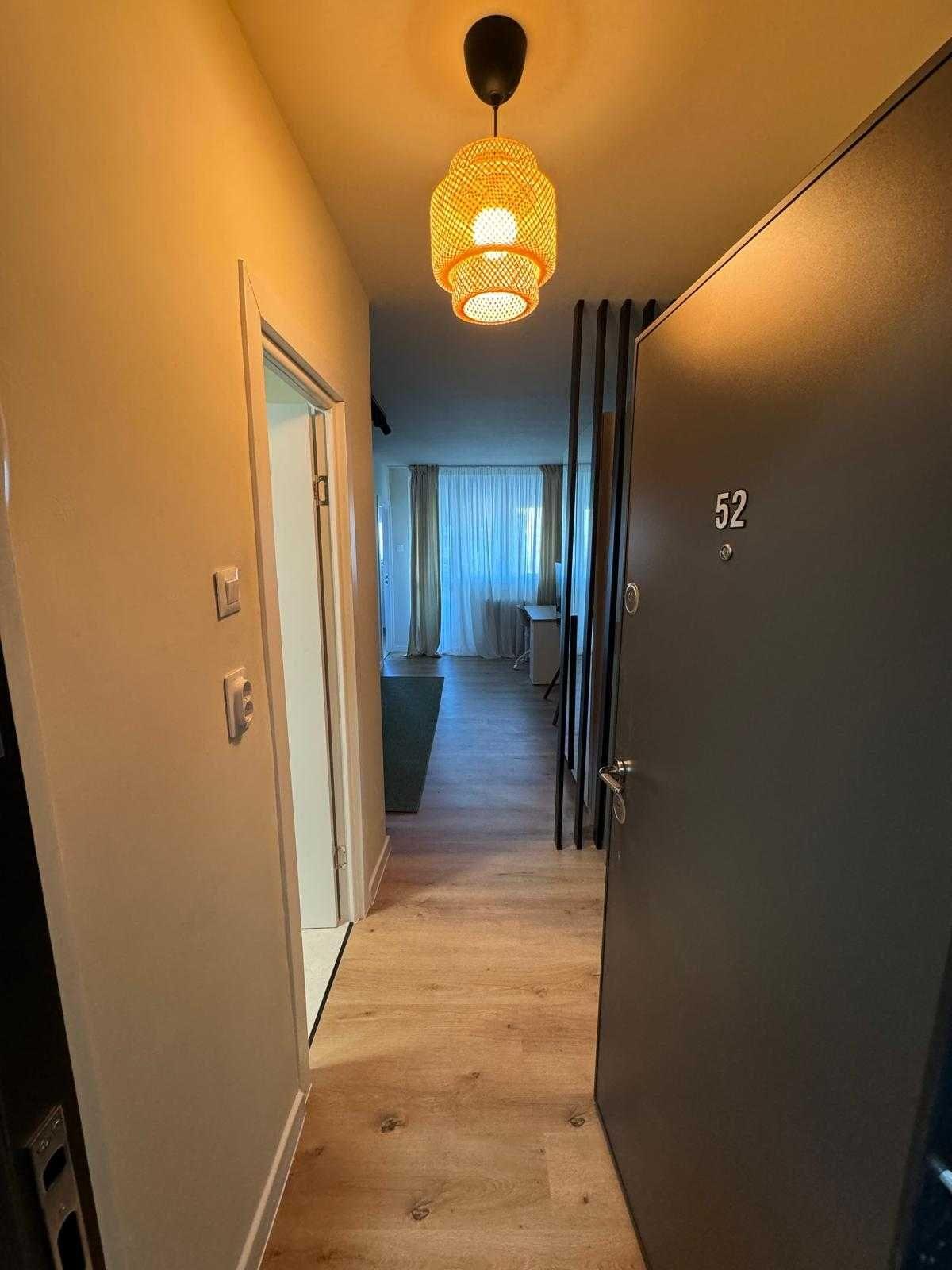 Garsonieră de vânzare, 30 mp, renovată complet, bloc anvelopat, direct proprietar - Constantin Brâncoveanu - imagine 1