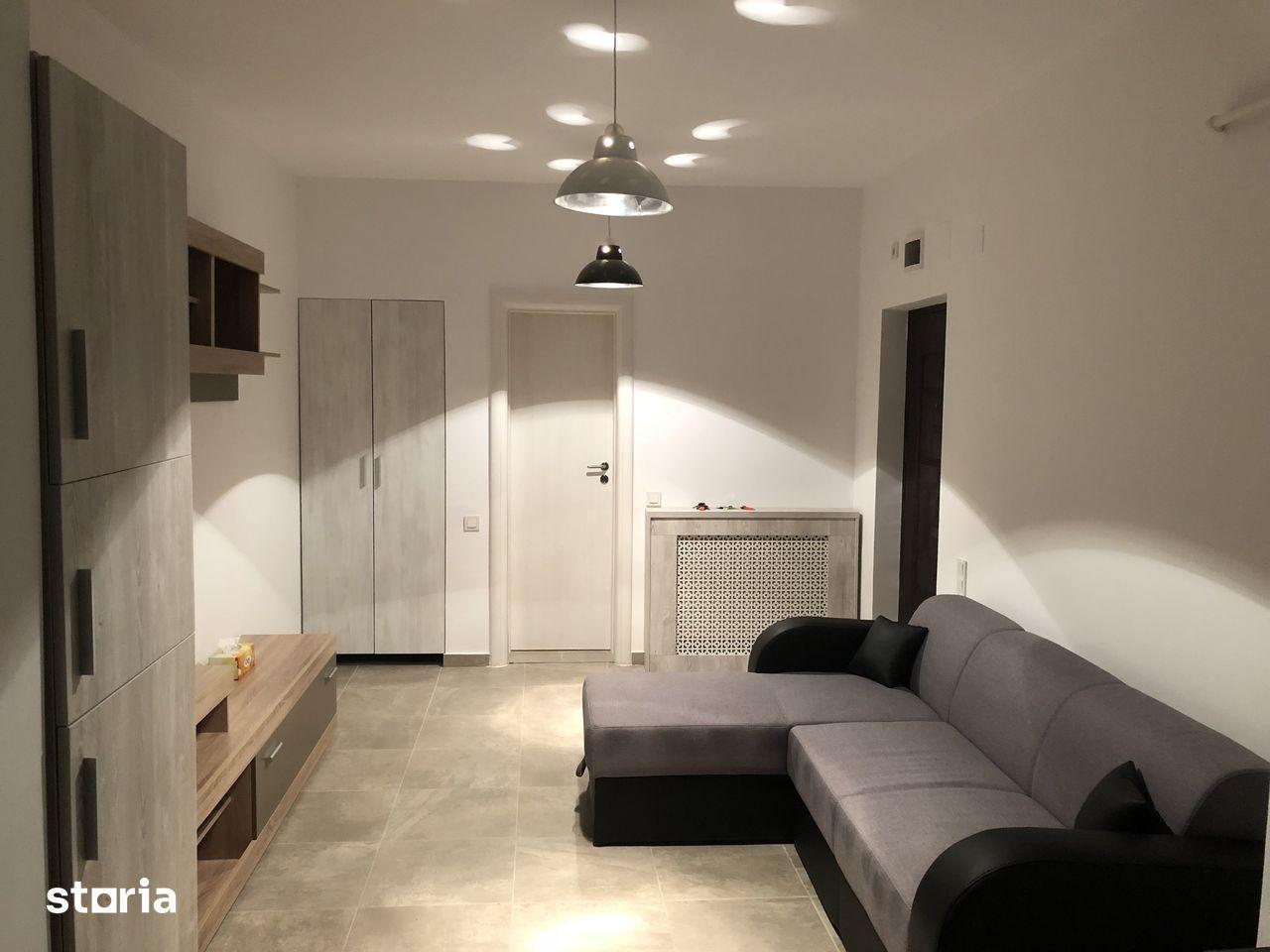 Închiriez garsonieră zona Apărătorii Patriei - imagine 1