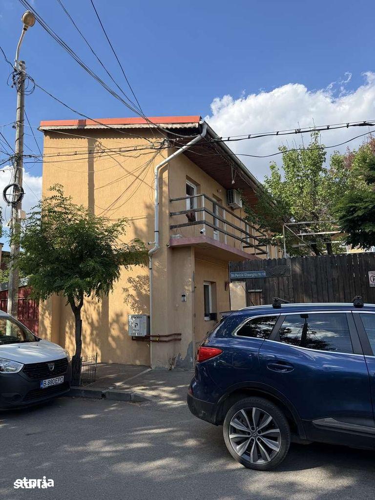 Vila individuala P+1 metrou Eroii Revolutiei (M2-centru) Pieptanari - imagine 1