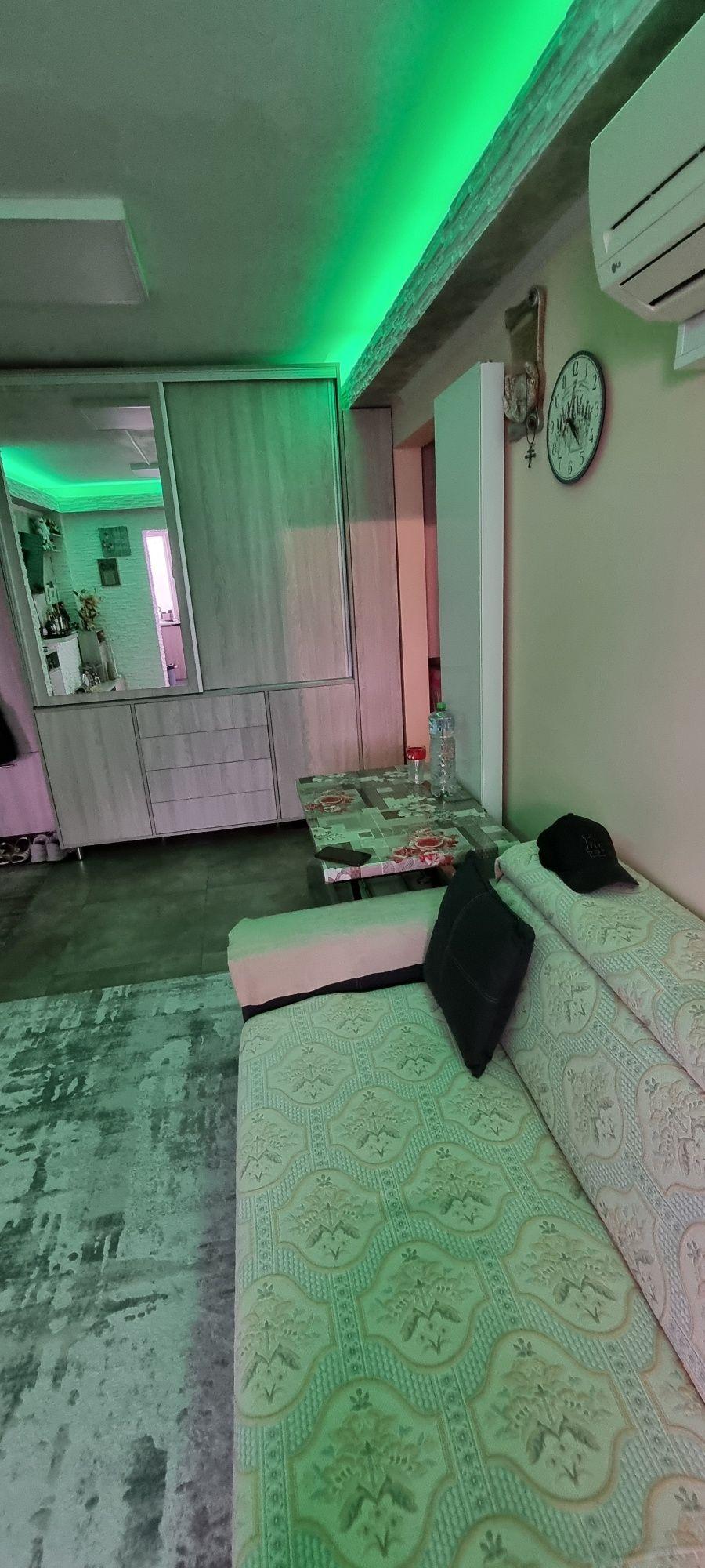 Vând apartament  2 camere