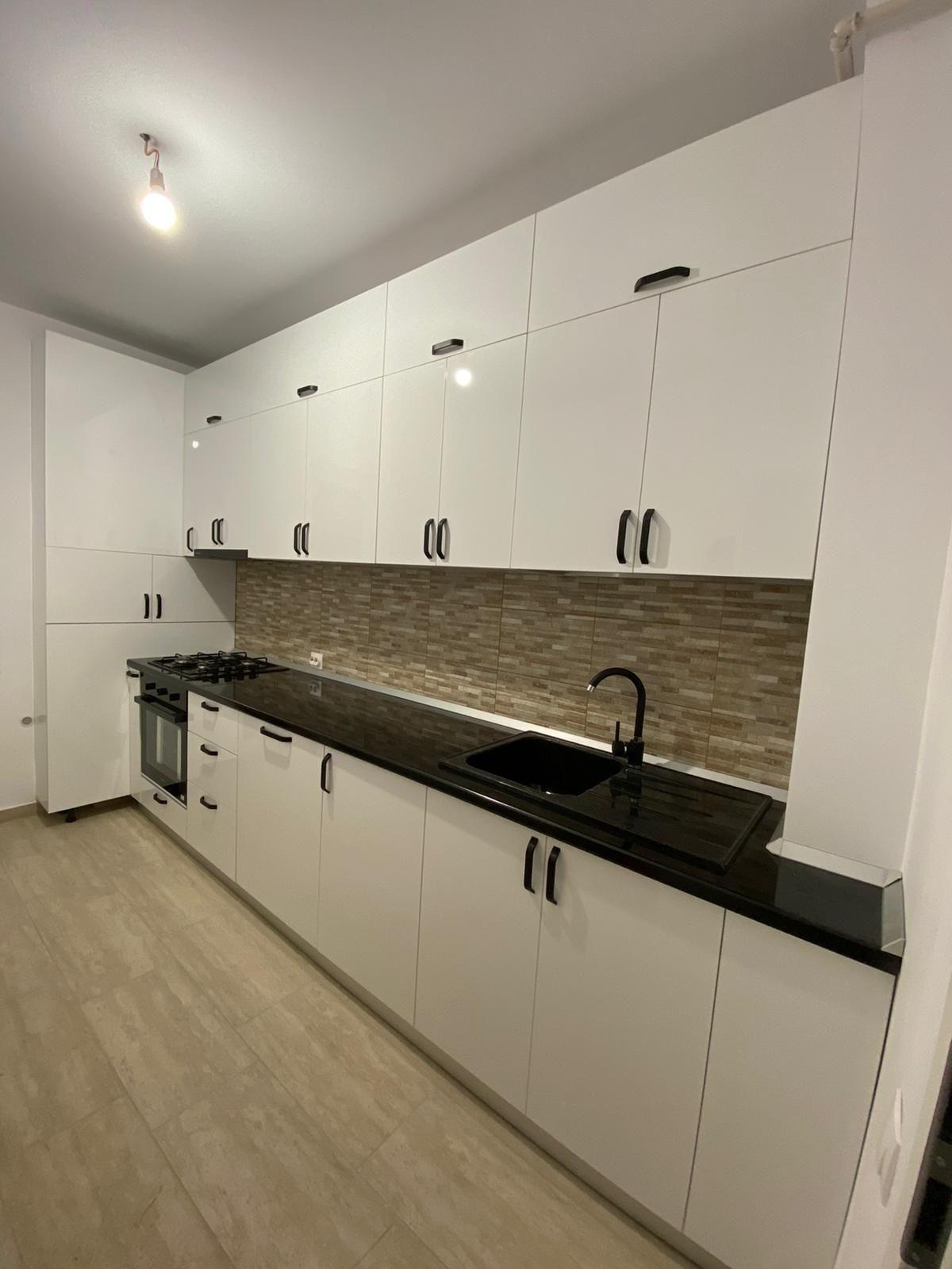 Proprietar Apartament 3 camere 2 băii 2 balcoane complet mobilat utilat Metrou Păcii Preciziei  75 mp Nu colaborez cu Agenti Imobiliari  Revanzatori .