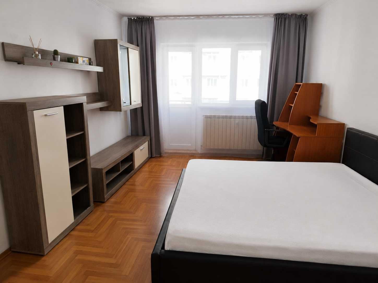 Proprietar | 3 camere decomandat | Gorjului | 70 mp | 2 băi | 2 balcoane | Etaj 5/10 | Ideal familie/investitie