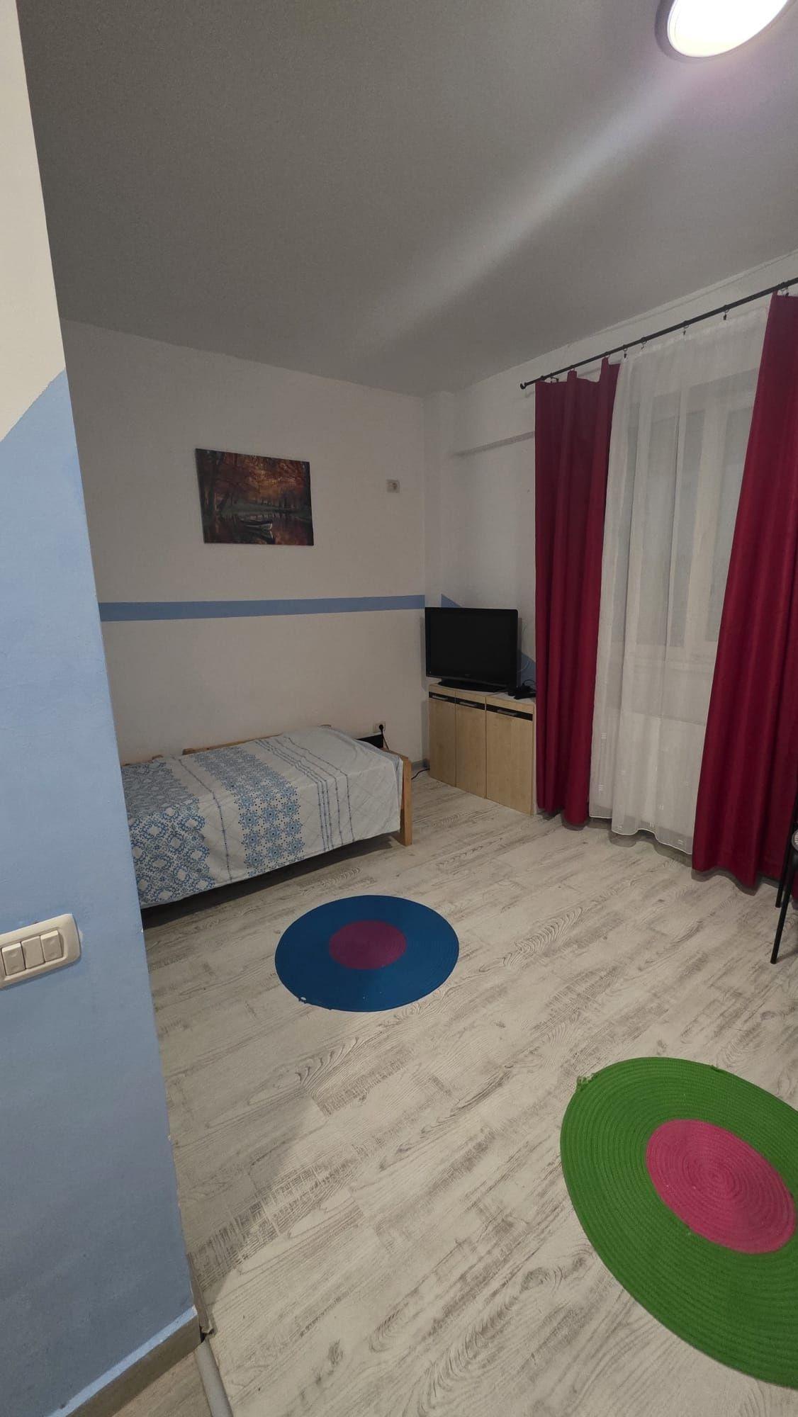 Închiriez garsoniera - imagine 1