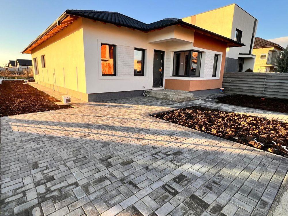 Casa individuala  parter- JISK,strada principala intrare DOMNESTI - imagine 1