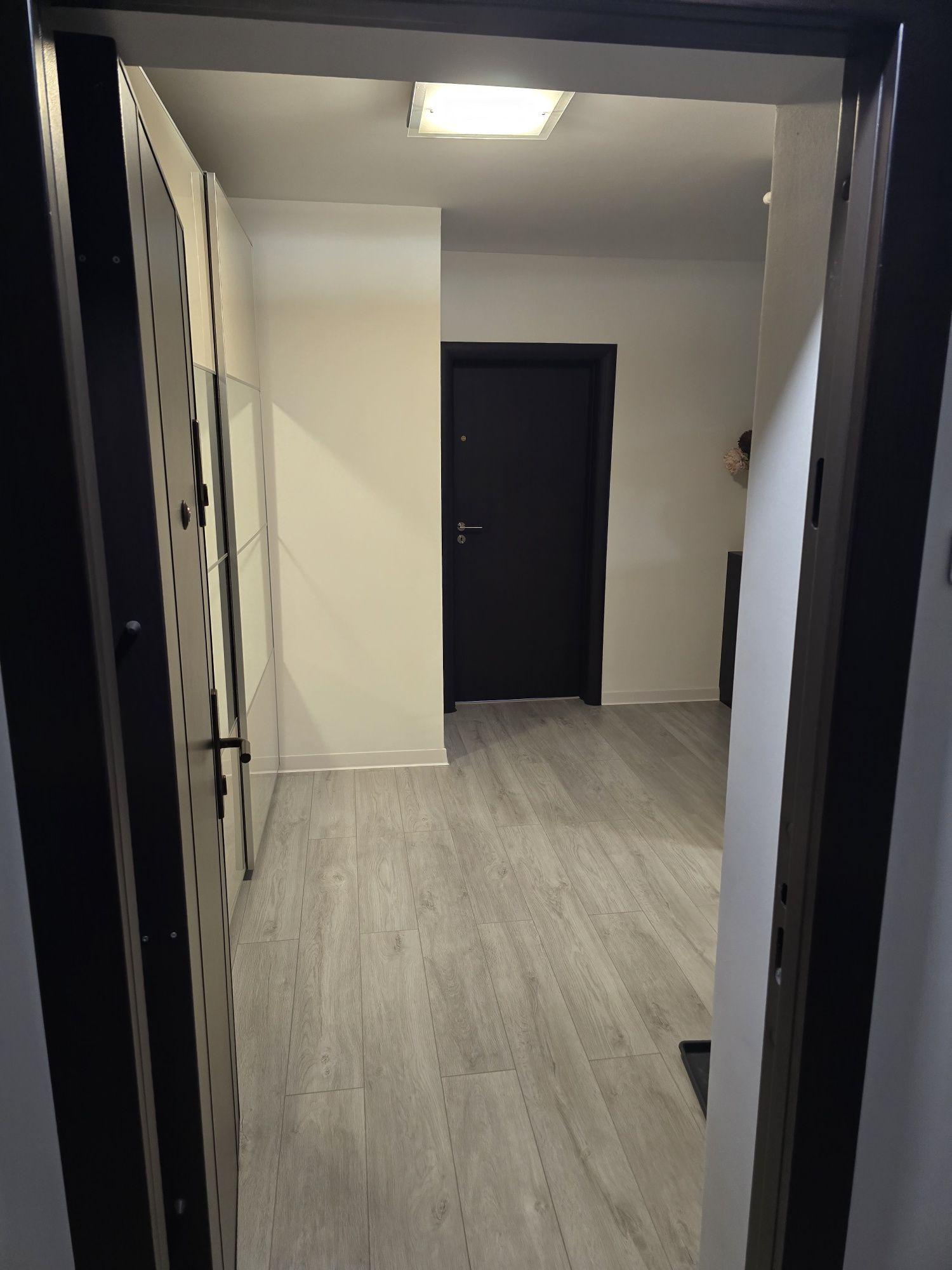 Apartament 3 camere, 2 dormitoare + bucătărie open space - imagine 1