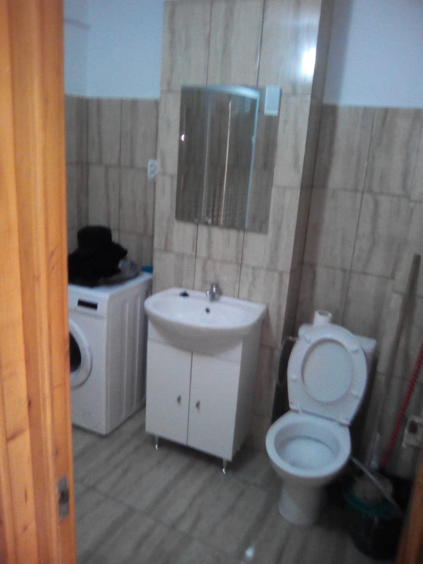 Vinzare garsonieră