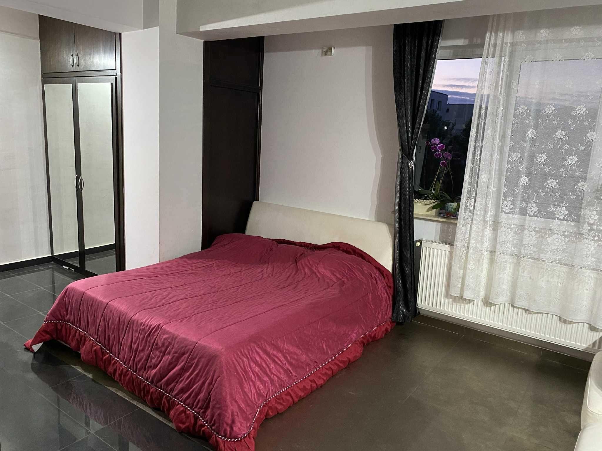 Garsoniera spatioasa bloc nou Trivale II