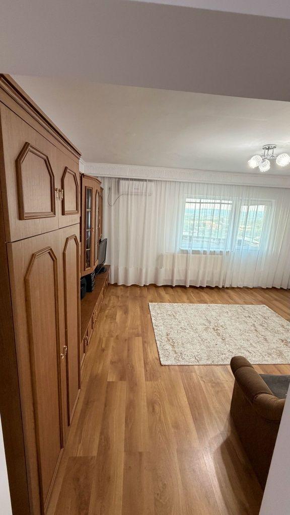 Inchiriez apartament 3 camere   lângă Spitalul Județean,Gavana3