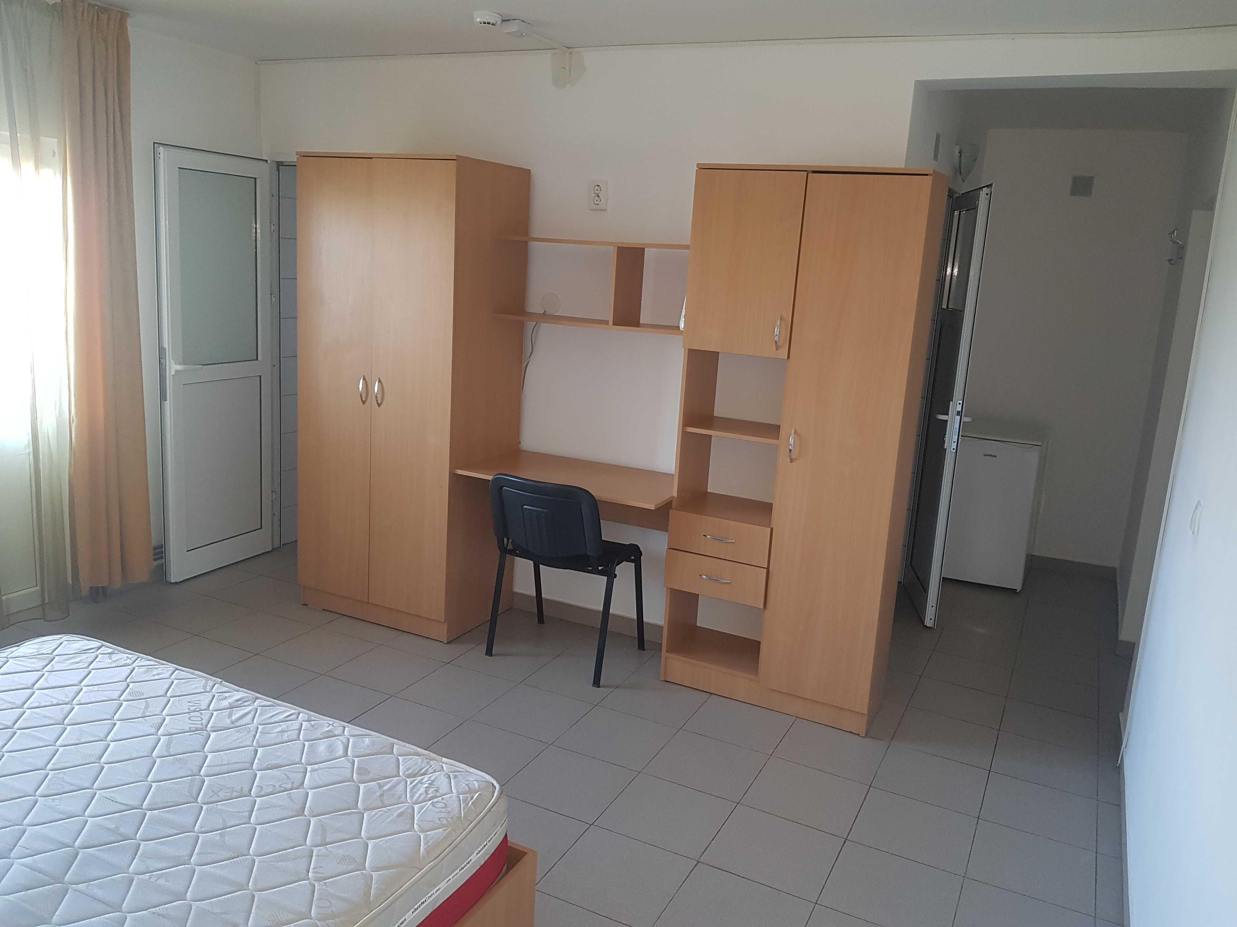 PF Apartament cu 1 camera zona Podul de Fier