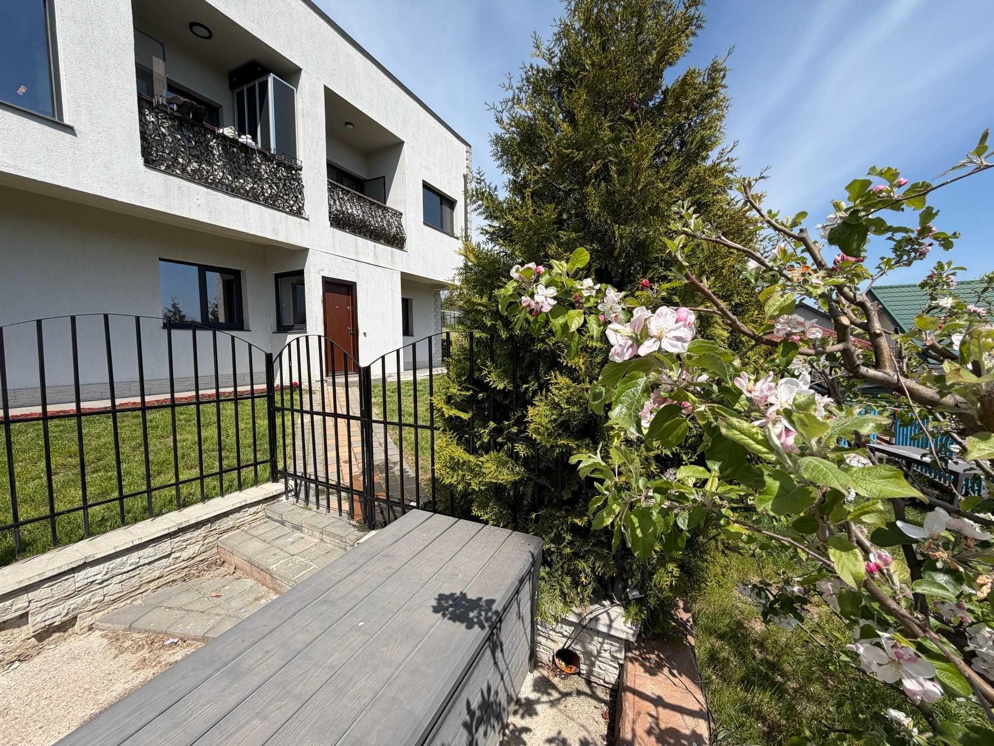 De inchiriat apartament cu 3 camere nemobilat langa Freya cu gradina si intrare separata ideal si pt activitate comerciala - imagine 1