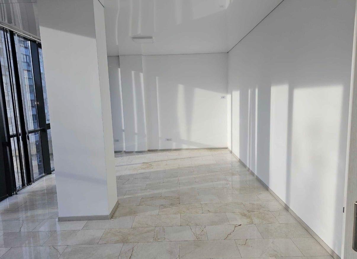 Inchiriez Spatiu Comercial str Garii la L-uri Mezanin OPORTUNITATE RARA! - imagine 1