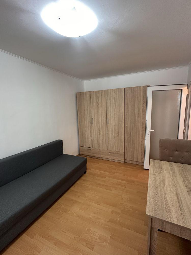 Inchiriez apartament 1 camera decomandat Uta