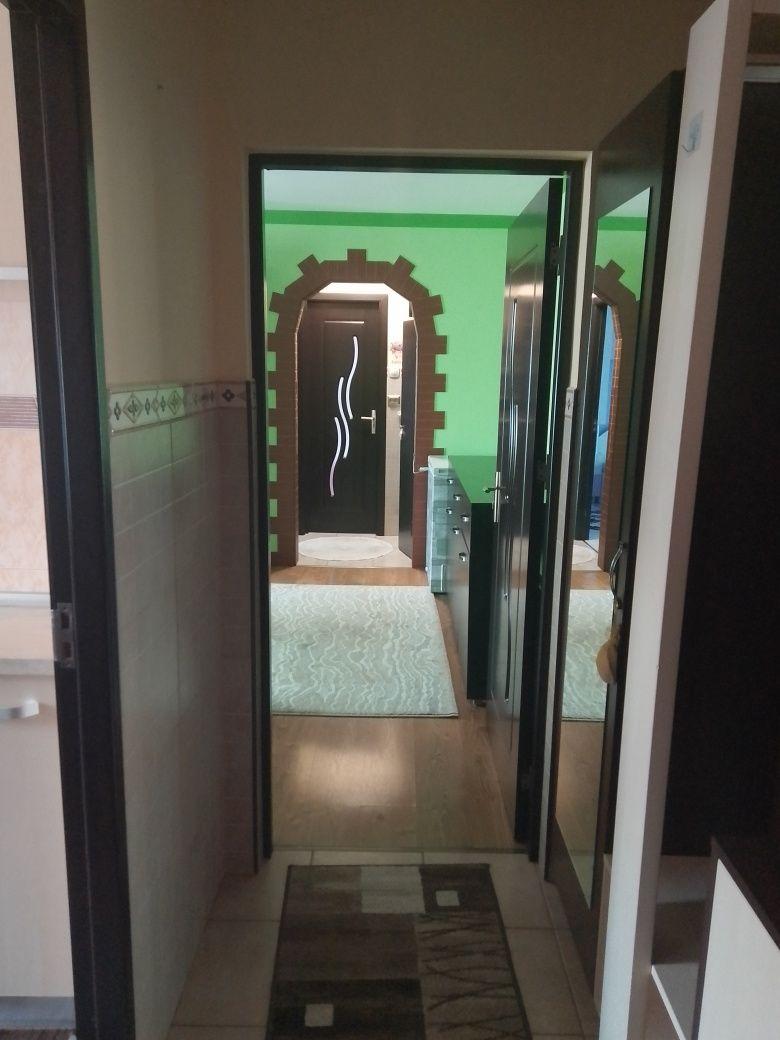 Apartament de închiriat