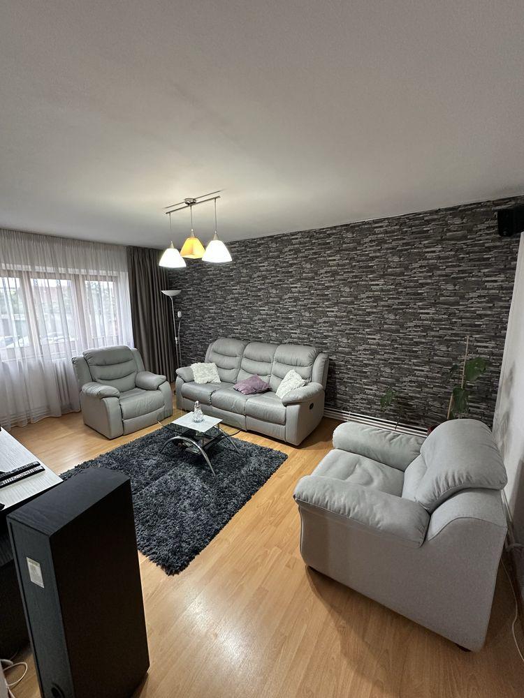 Apartament 4 camere / etajul 1 / 86 MPU / Lazaret