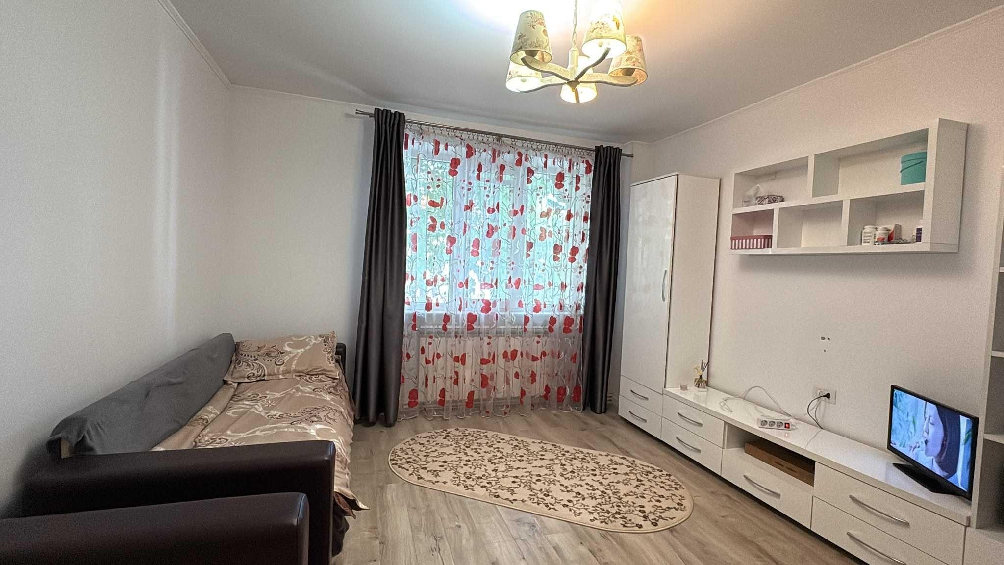 Apartament 2 cam, mobilat, Str Universitatii - Suceava et. 2 de inchiriat