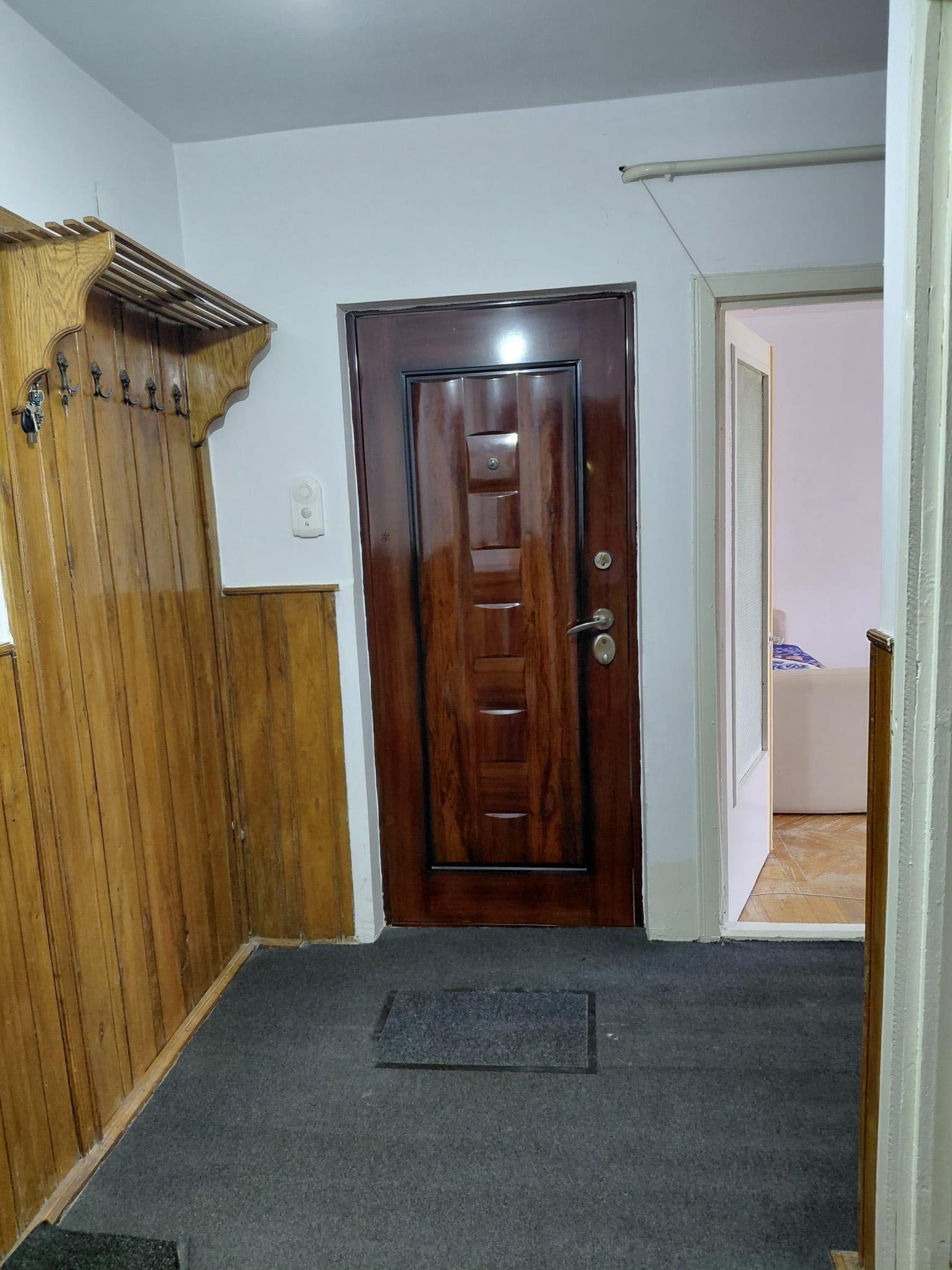 Închiriere apartament 2 camere