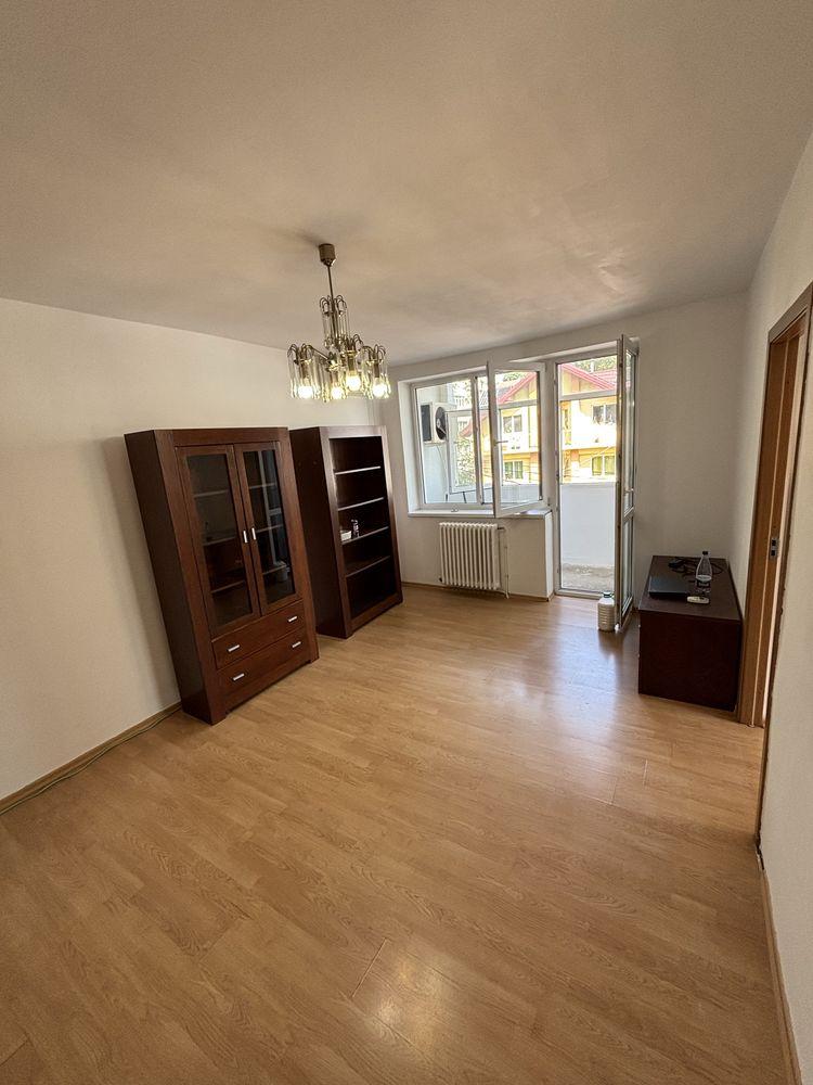 Apartament semidecomandat 2 camere