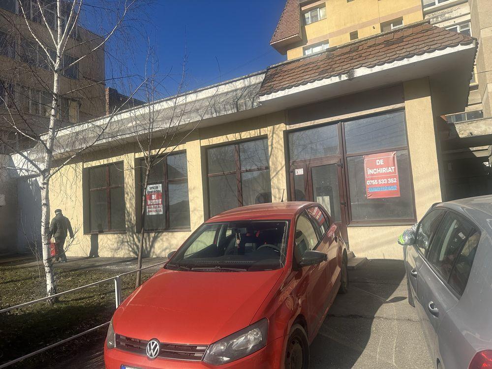 Inchiriez /vand spatiu comercial Piata Centrala Piatra Neamt str Ozana