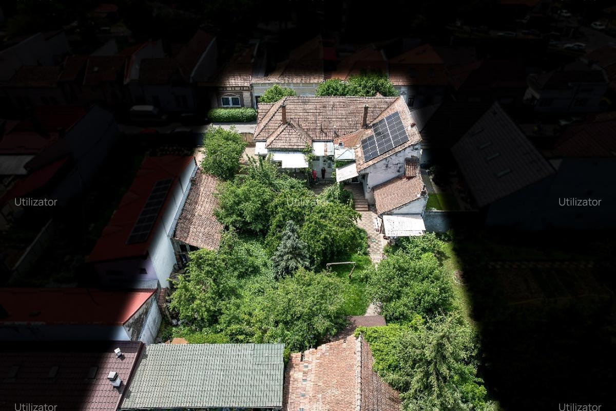 Casă individuală cu 2 apartamente și 800 mp teren – Târgu Mureș, zonă centrală,