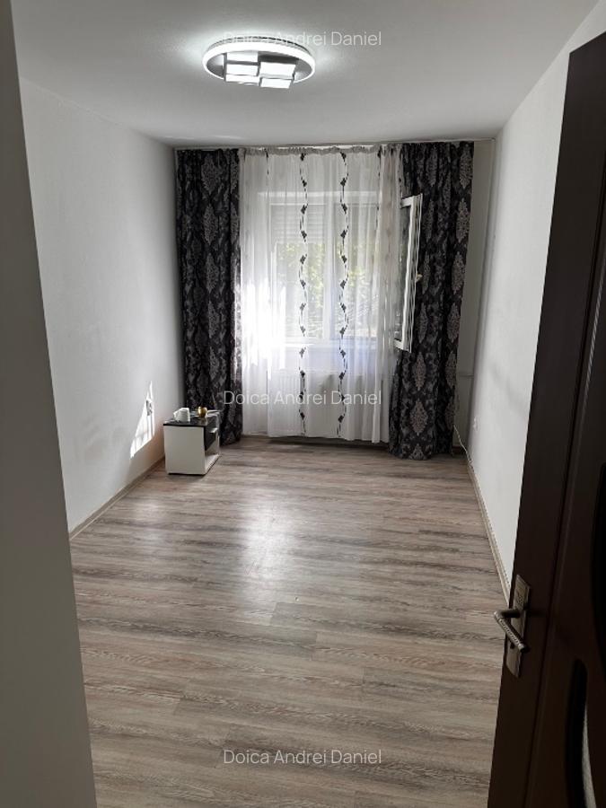 Apartament 3 camere in zona Fortuna-Vlaicu