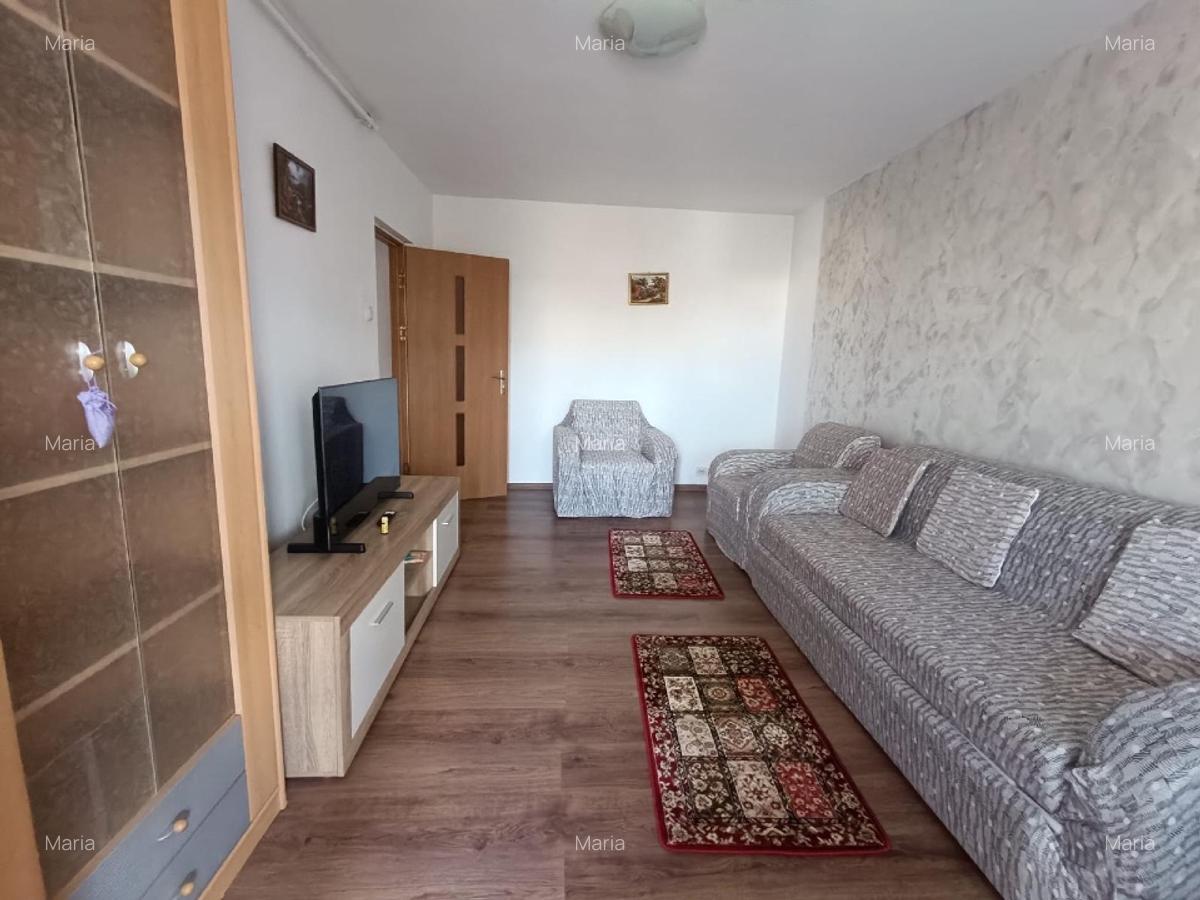 Apartament 2 camere, decomandat, Trocadero