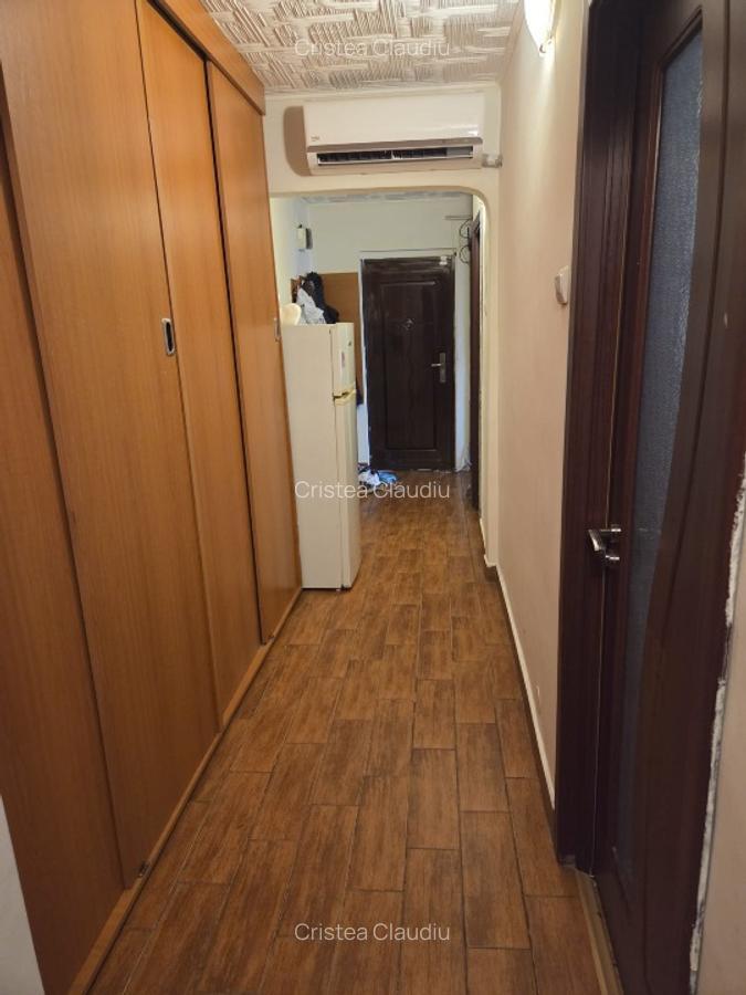 APARTAMENT 3 DECOMANDATE 2 BAI ROVINE intre Lic. Arghezi si Damarin - imagine 1