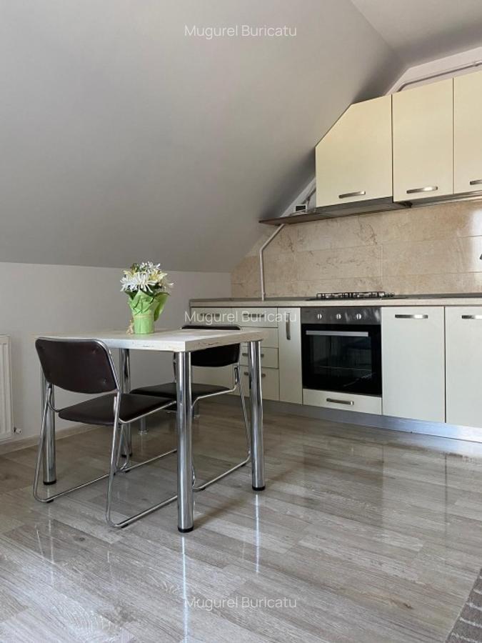 Inchiriez apartament 2 camere linga Palas Mall Iasi.. Disponibil din7 iulie