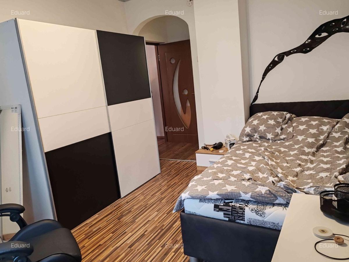 Apartament cu 3 Camere