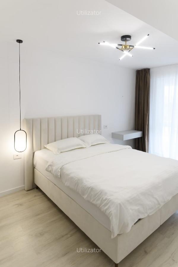 Anunt de Inchiriere - Apartament 2 Camere, Prima Loocuire cu Loc de Parcare