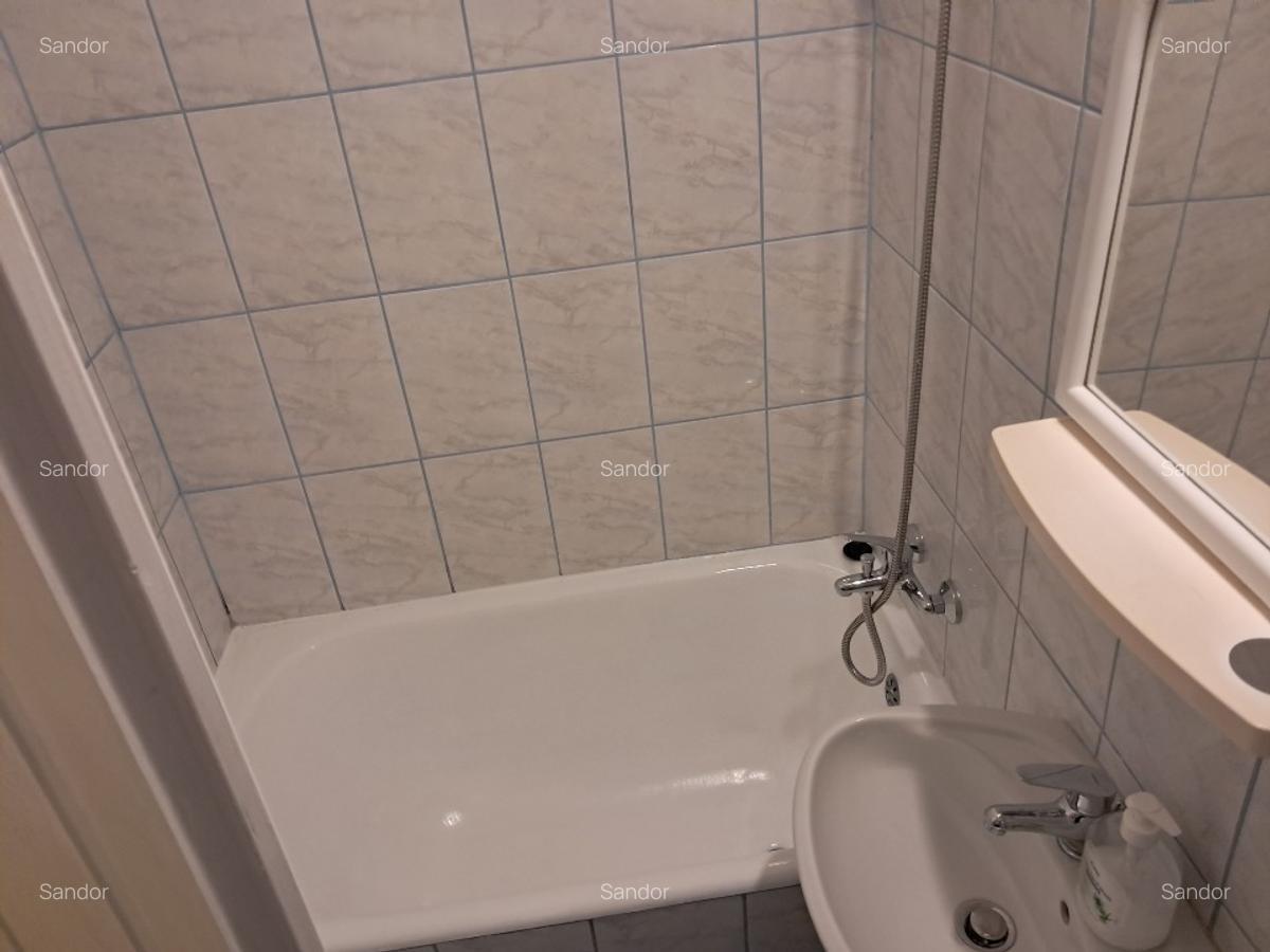 Apartament cu 3camere - imagine 1