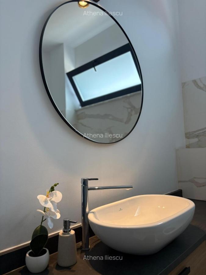 Închiriez apartament 2 camere
