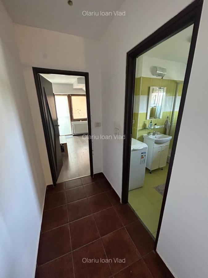 Închiriez apartament pe termen lung (minimum 1 an)