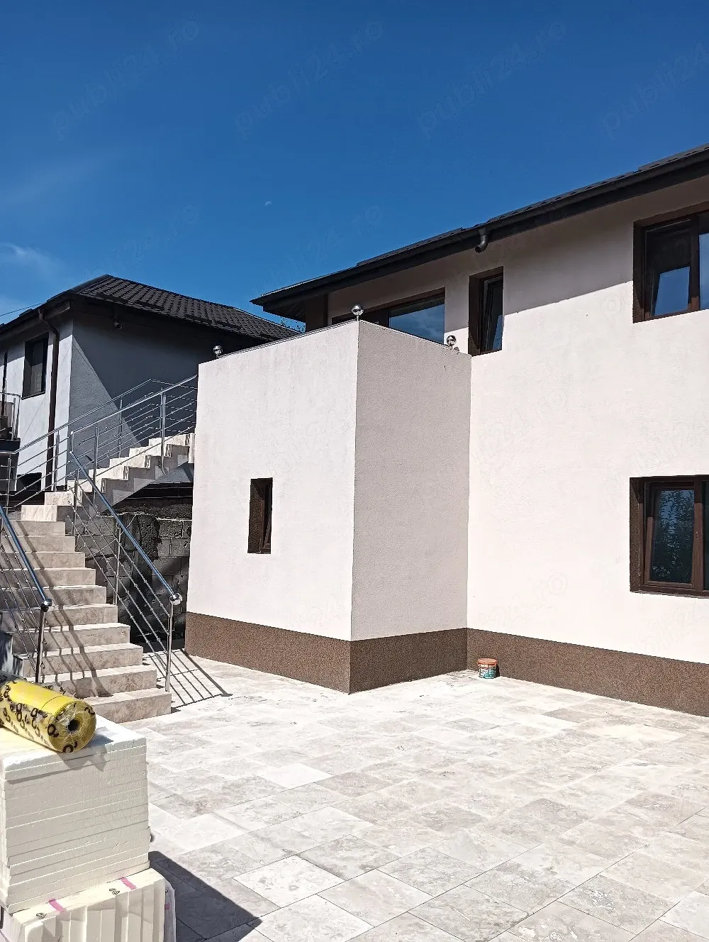 casa la 600m de București spre Jilava