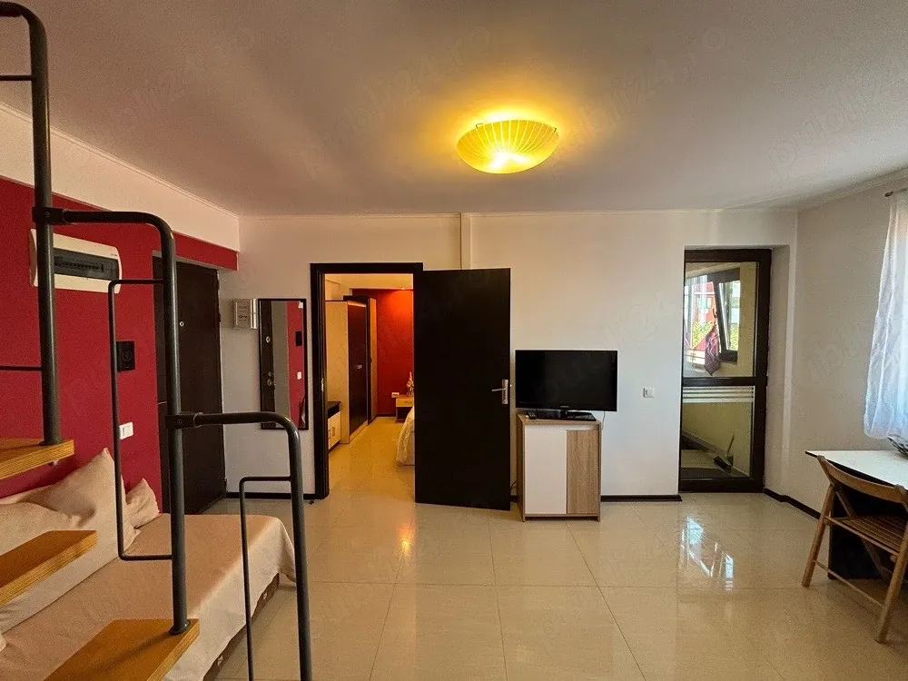 inchiriez apartament 3 camere - imagine 1