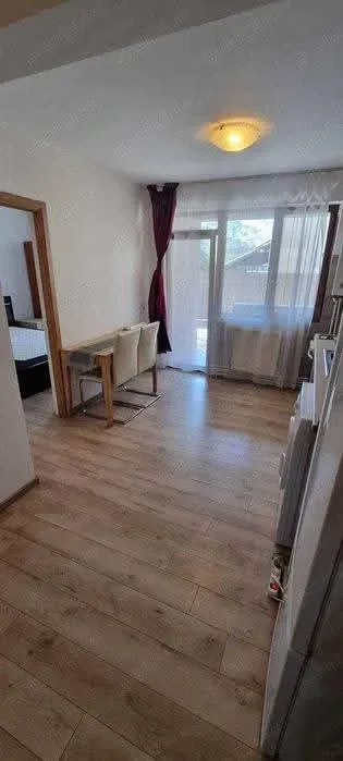 vand schimb apt 1 camera - parcare curte gradina privata - floresti cluj
