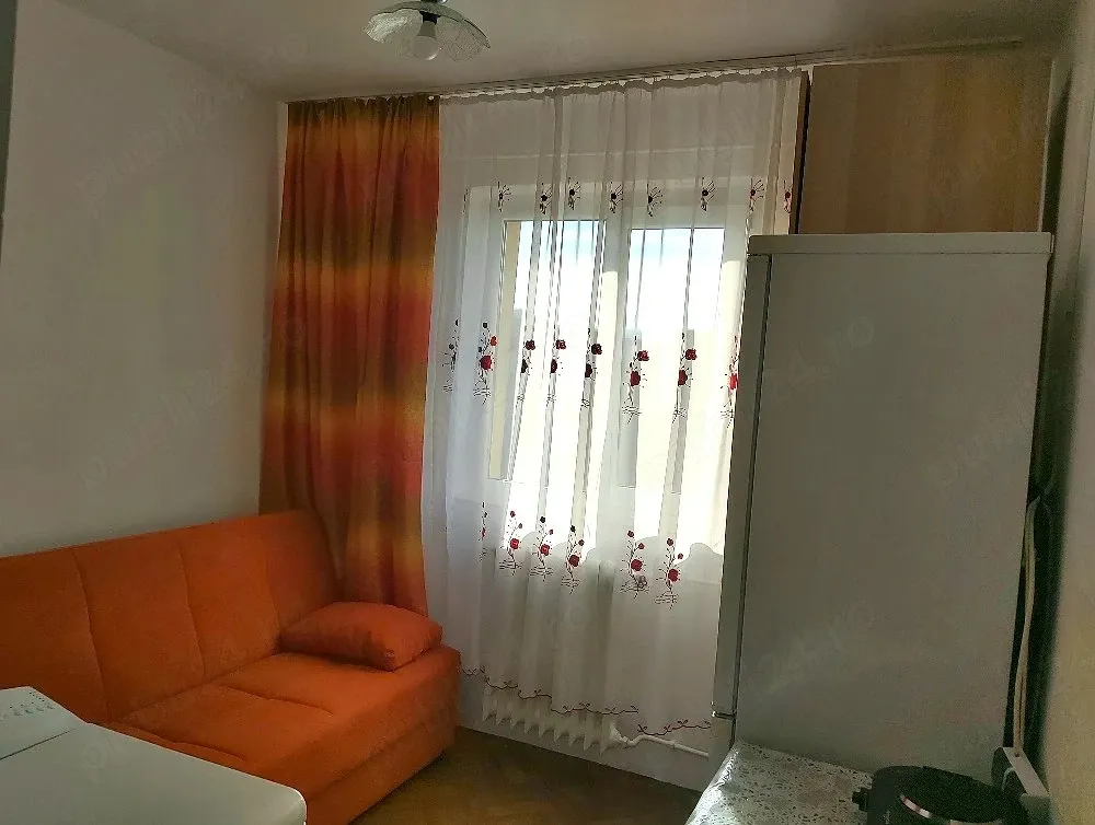 Proprietar inchiriez garsoniera 12 mp Manastur