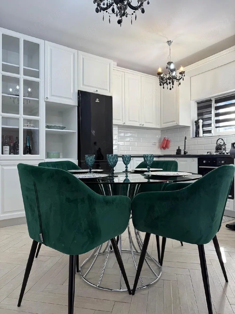 Proprietar inchiriez apartament 3 camere-Donath Park