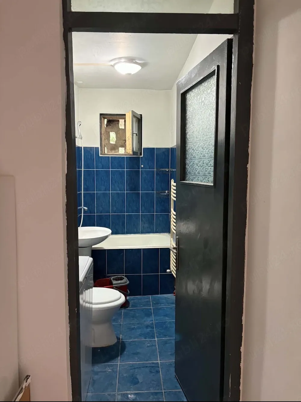 Vând apartament cu 3 camere în zona Dambu - imagine 1