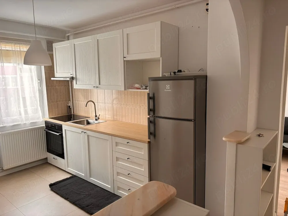 Inchiriez apartament 2 camere