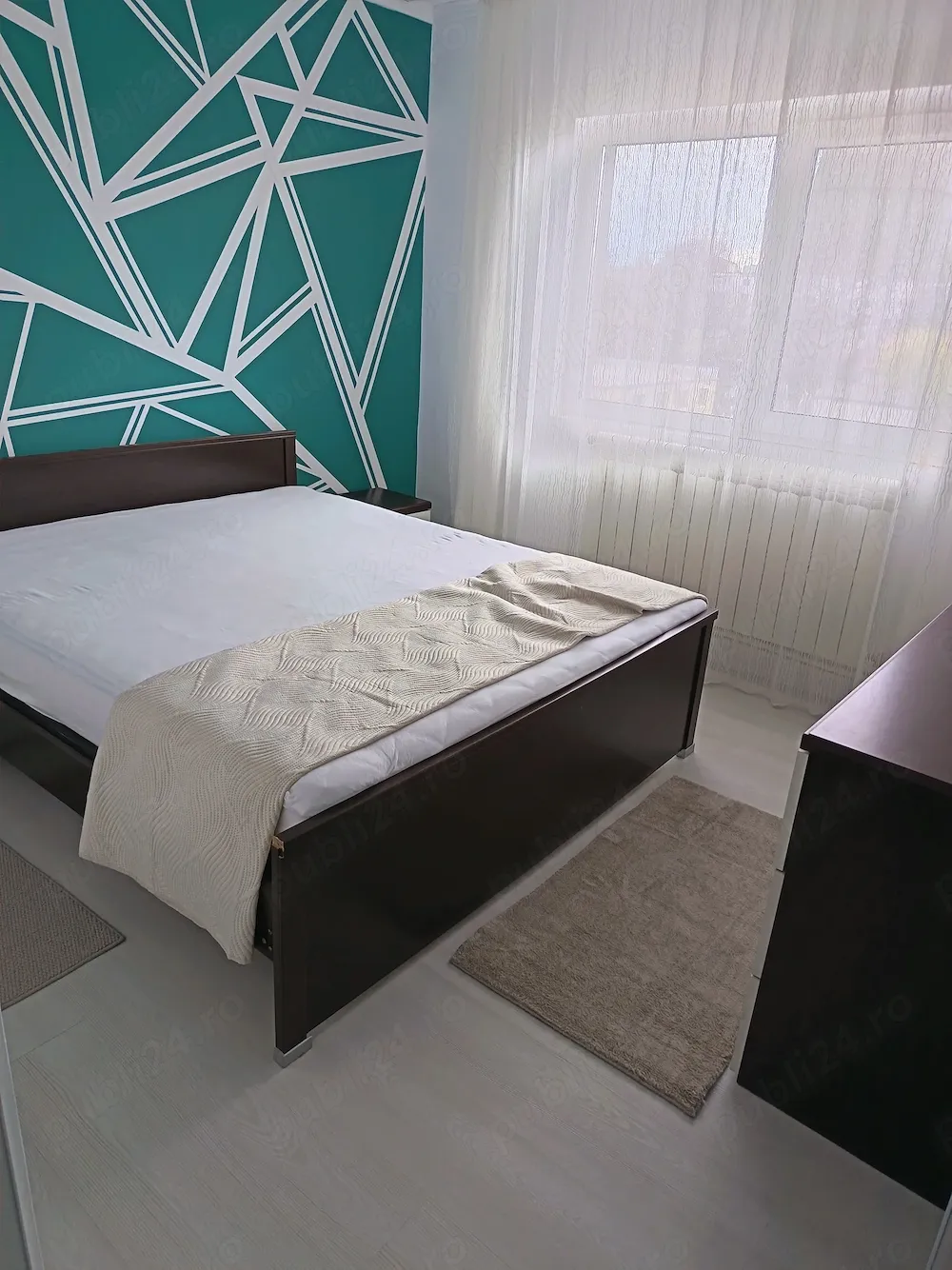 Inchiriez apartament 2 camere - imagine 1