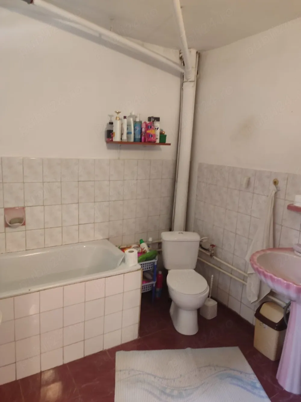 2camere de inchiriat - imagine 1
