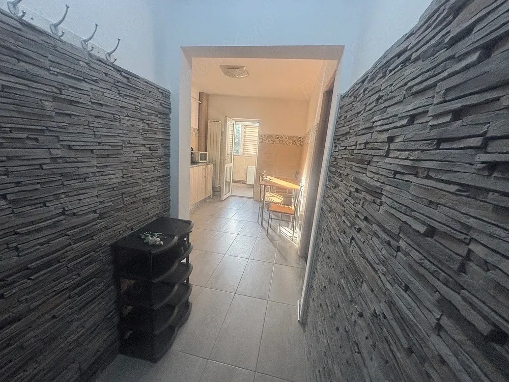 Apartament 2 camere,55mp, decomandat,et.2, Craiovita Noua