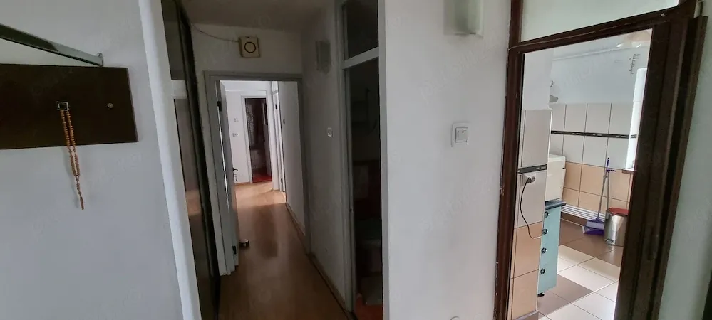 Proprietar   3 Camere Decomandat, Etaj 2 4, 2 Băi   Lăpuș - imagine 1