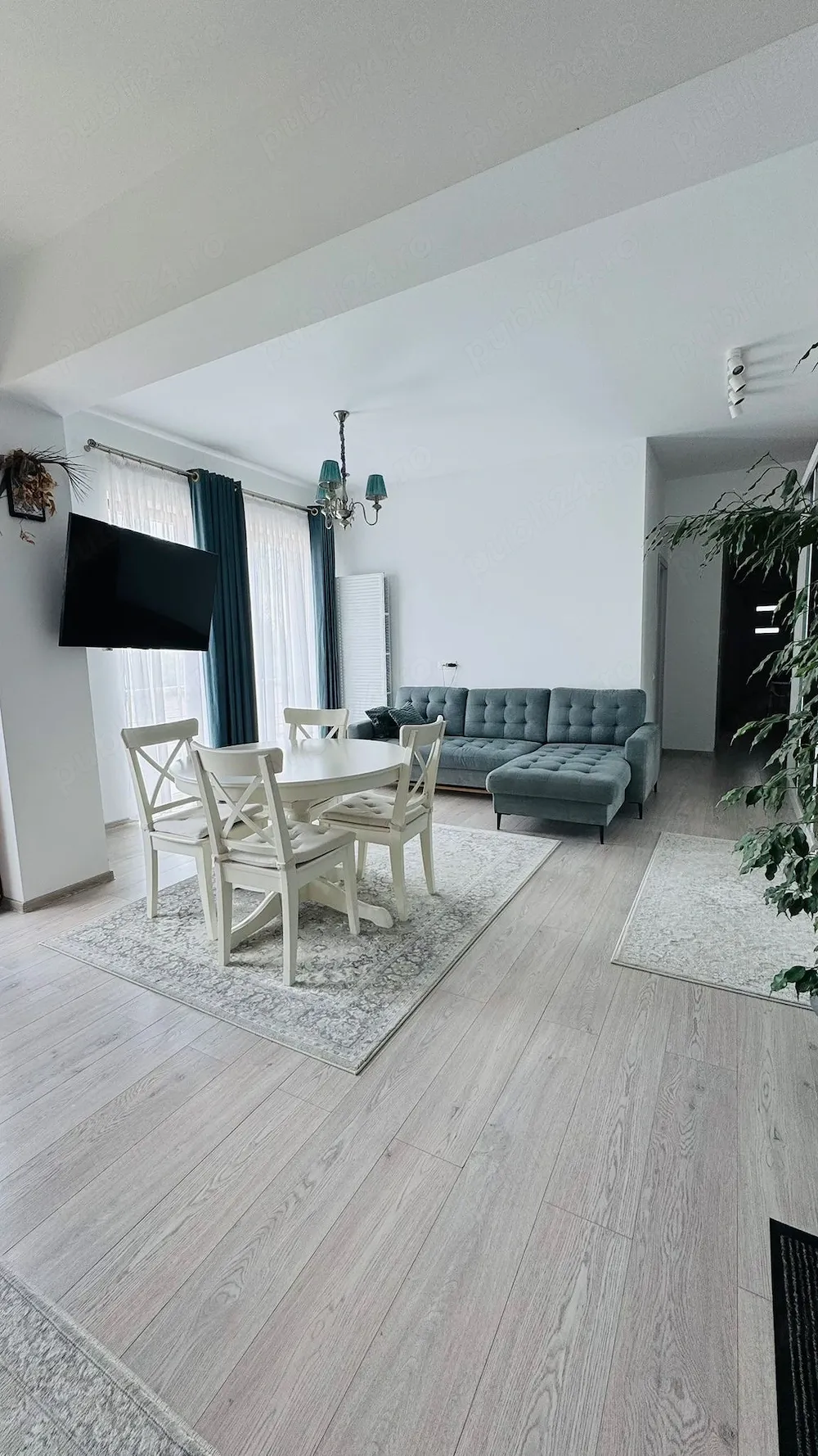 Apartament 3 camere de vanzare bloc 2022 Ploiesti