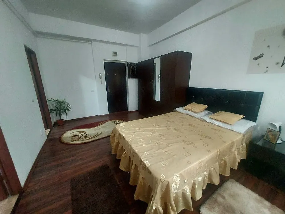 Direct proprietar-Închiriez garsonieră mobilată si utilată -zona Șoseaua Fundeni,Sector 2