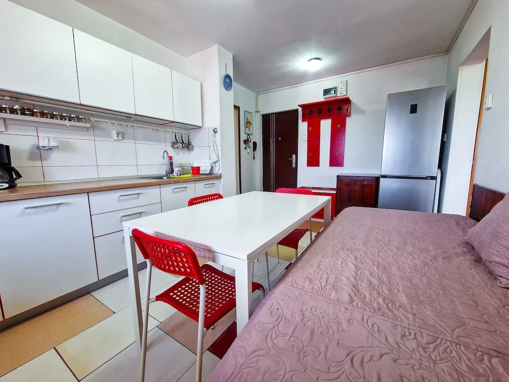 Apartament luminos | Living + Dormitor + Zonă Dining | Zona National Arena | 54 mp