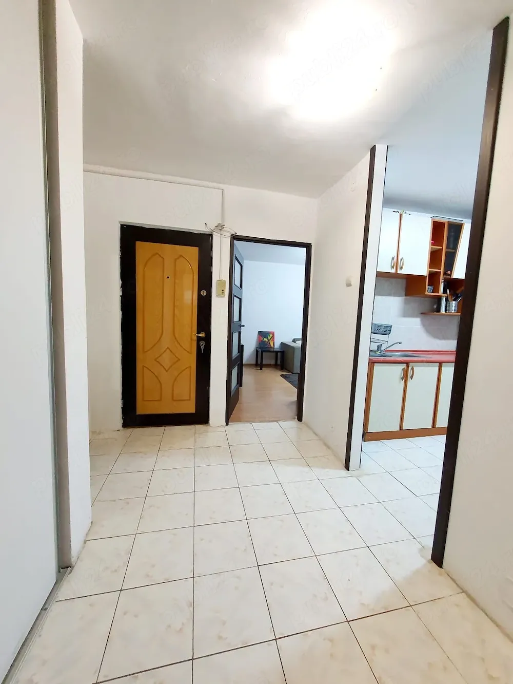 Ap. 2 camere decomandat, 52 mp, loc parcare ADP Radovanu, Colentina.